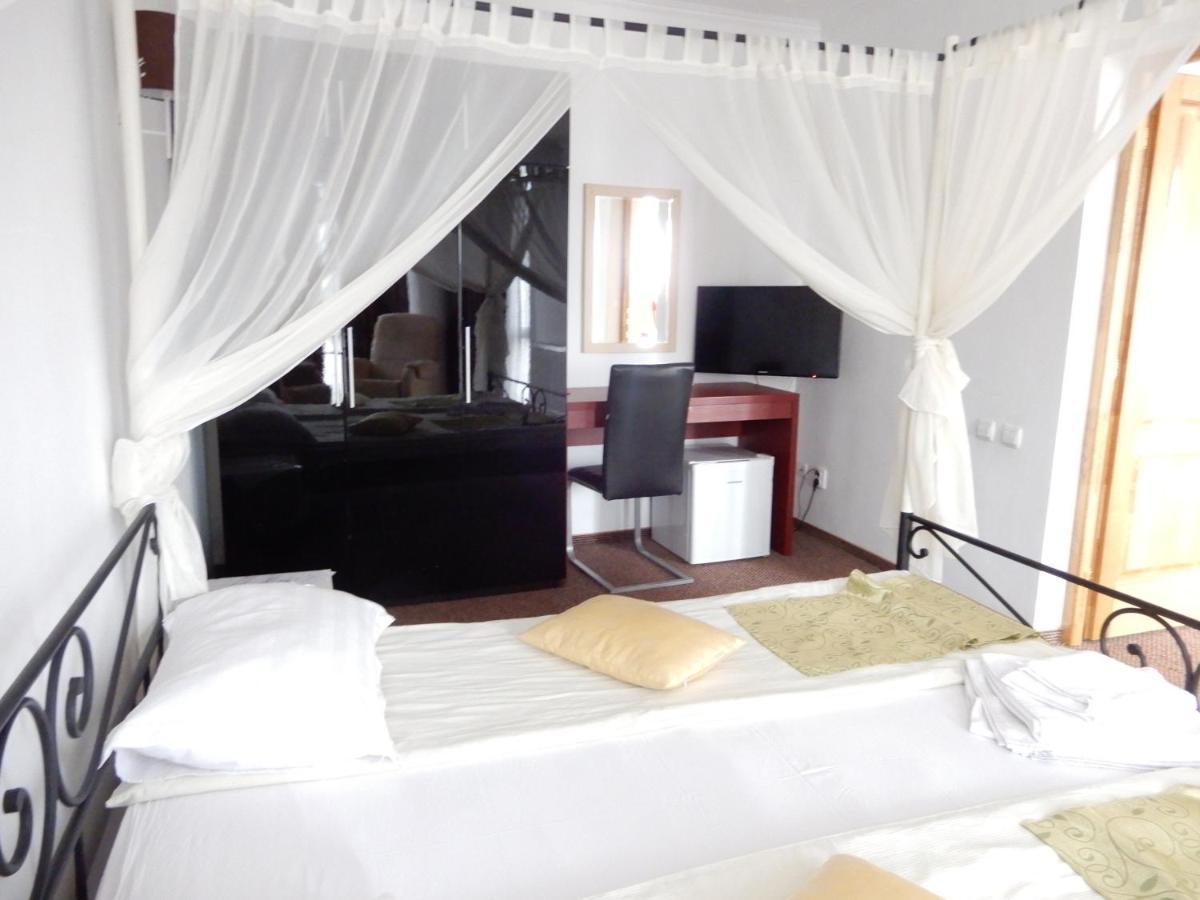 Rhc Royal Hotel