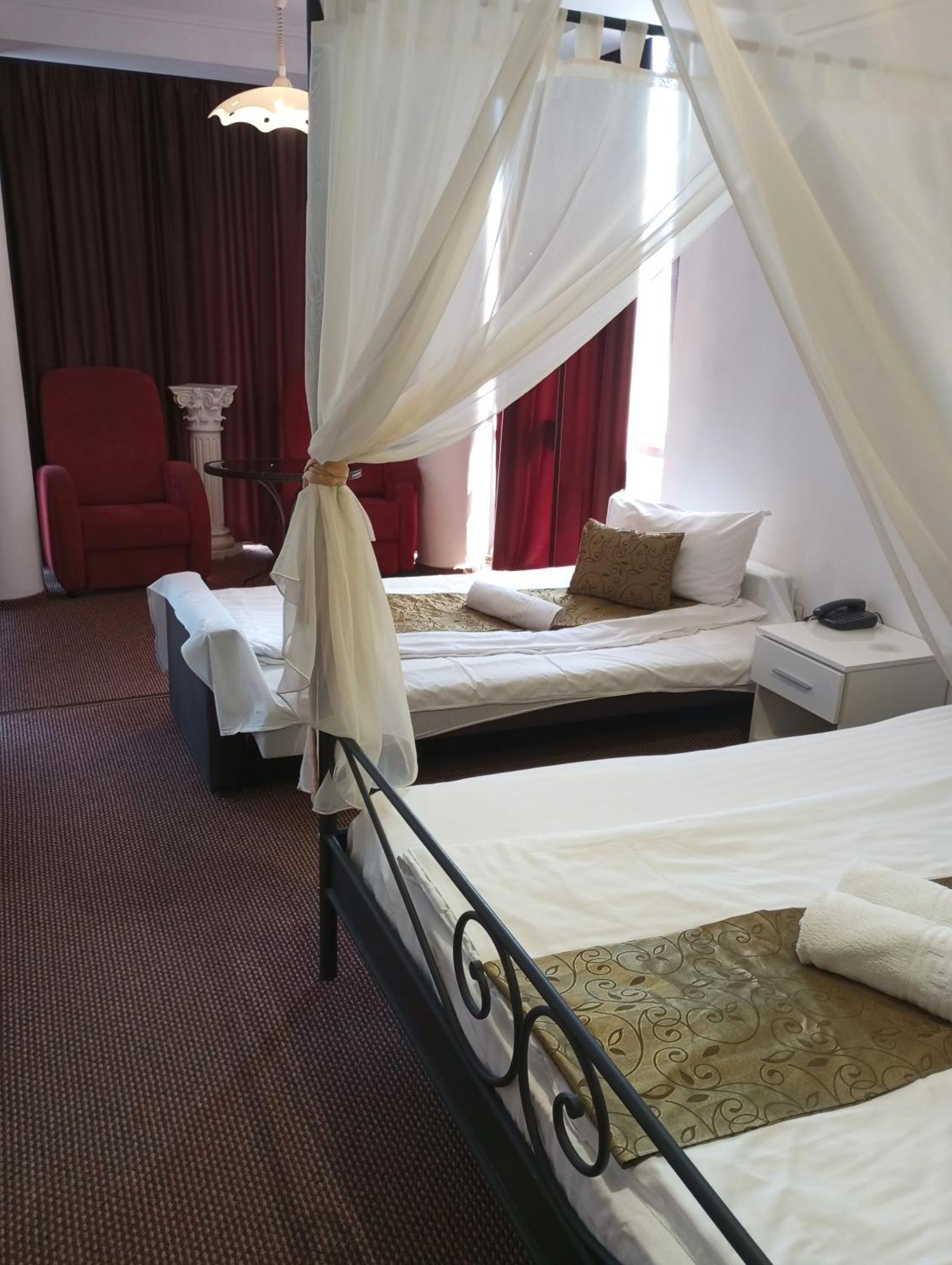 Hotel Rhc Royal