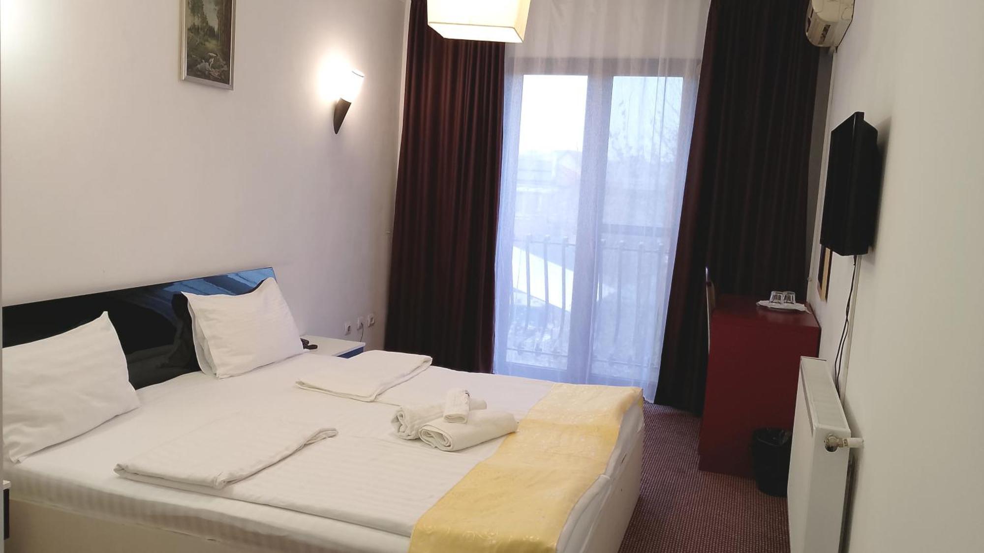 Rhc Royal Hotel